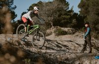 lerne mountainbiken-fortgeschritten-experte-springen-manual-bunnyhop-enduro
